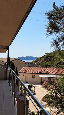 Pržno’da 2 yatak odalı daire — 64 m²